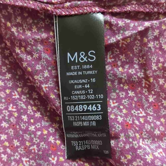 Elegant Burgundy Floral Blouse - Picture 3 of 3